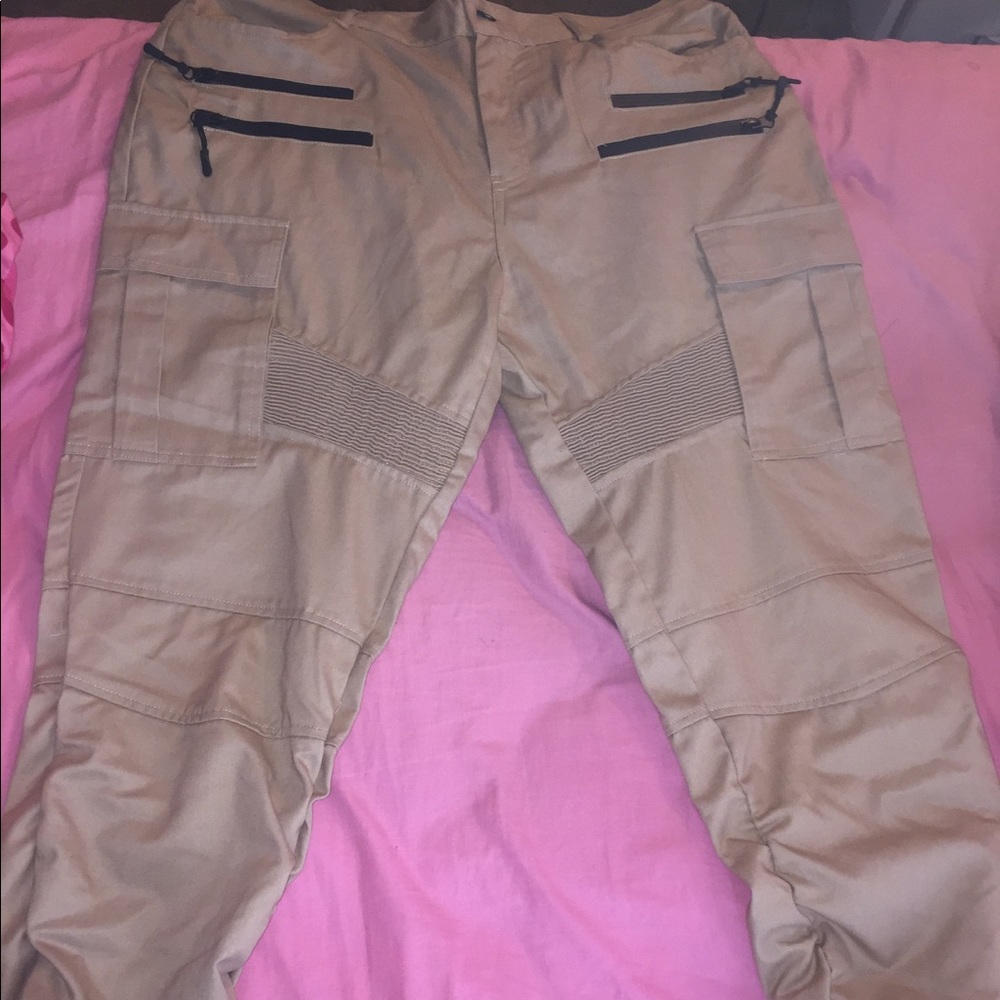 Large Cargo Khaki Moto Scrunch Pants