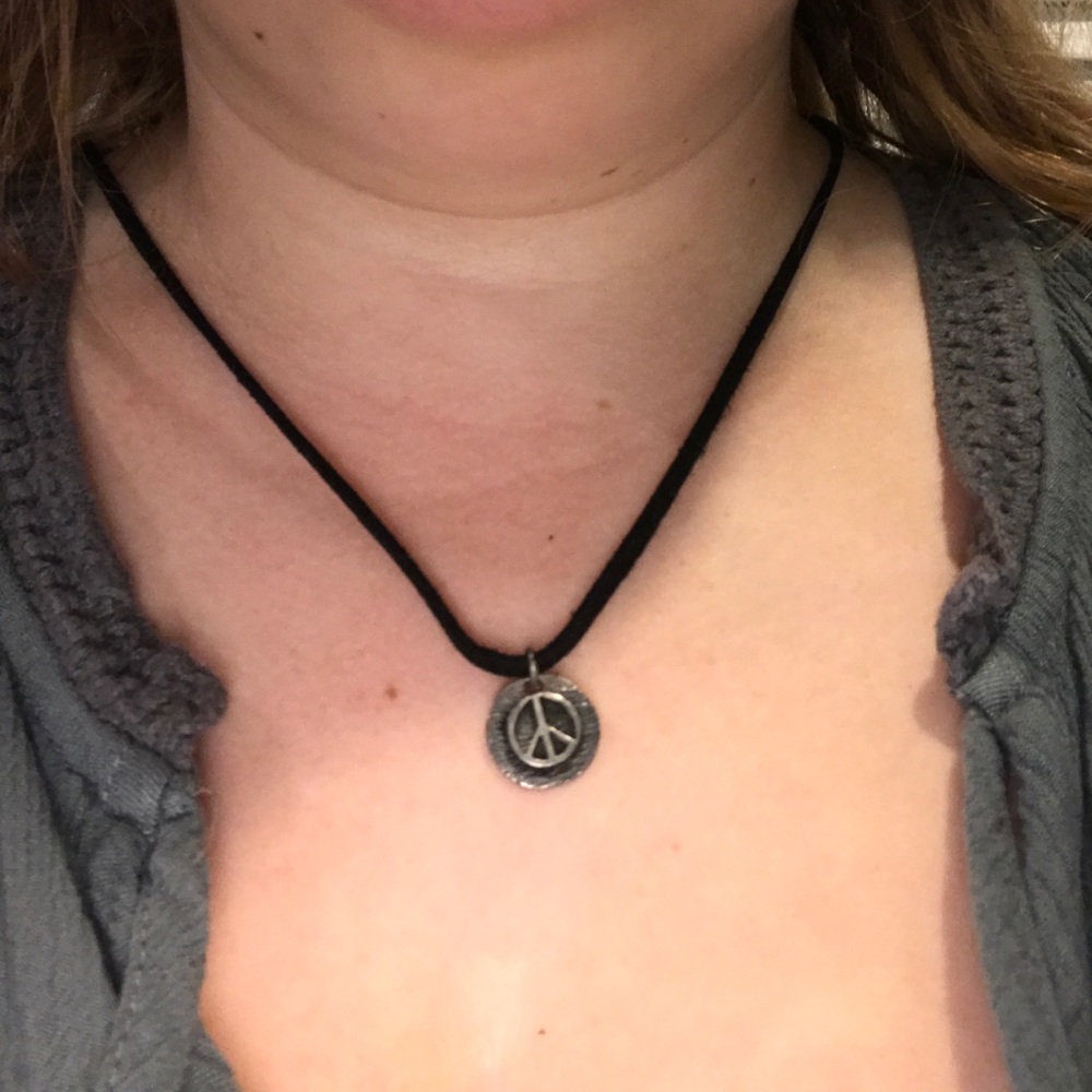 Simple peace Necklace