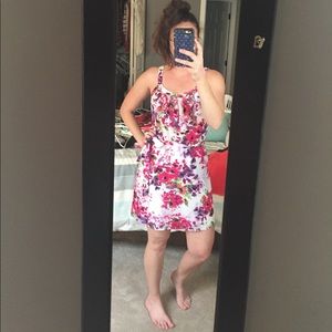 Express floral dress with pockets