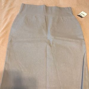 NWT Gray Charlotte Russe Pencil Skirt Size Small