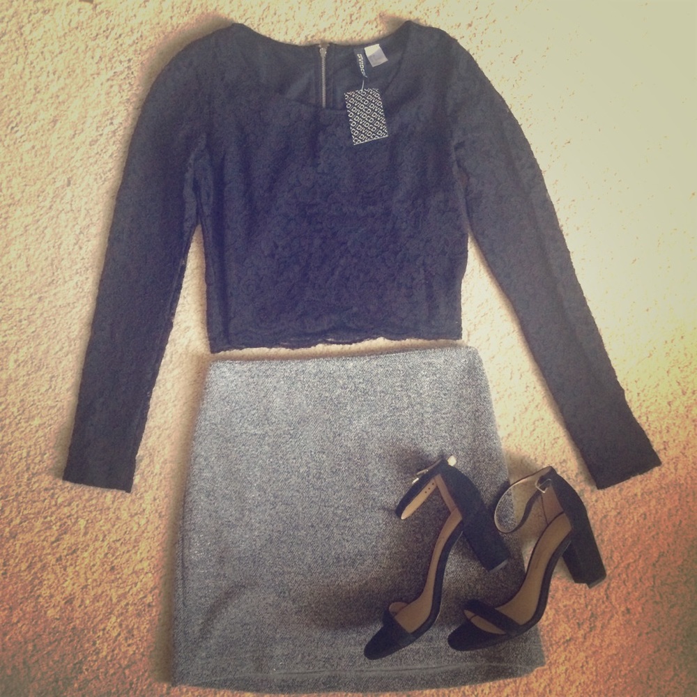 NWT H&M Lacy Long Sleeve Crop Top