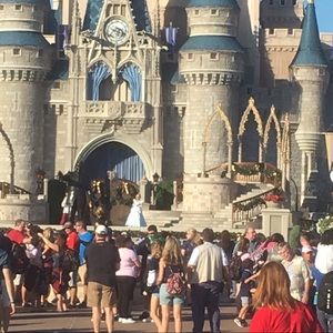 Meet your Posher, Monique