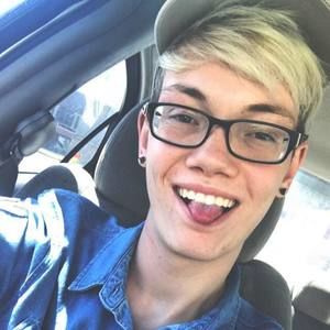 Meet your Posher, Bradley