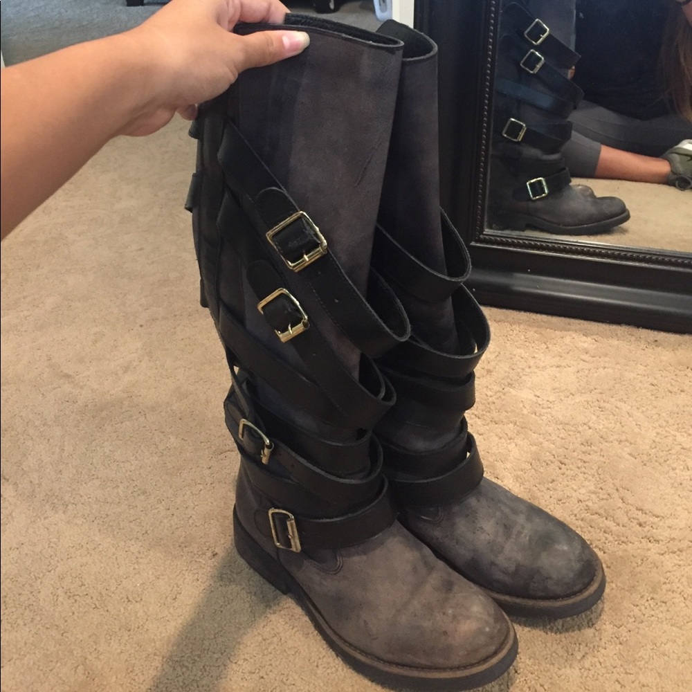 Tall boots w/ buckles