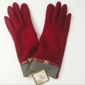 Winter Driving Gloves Deep Red Houndstooth wrists