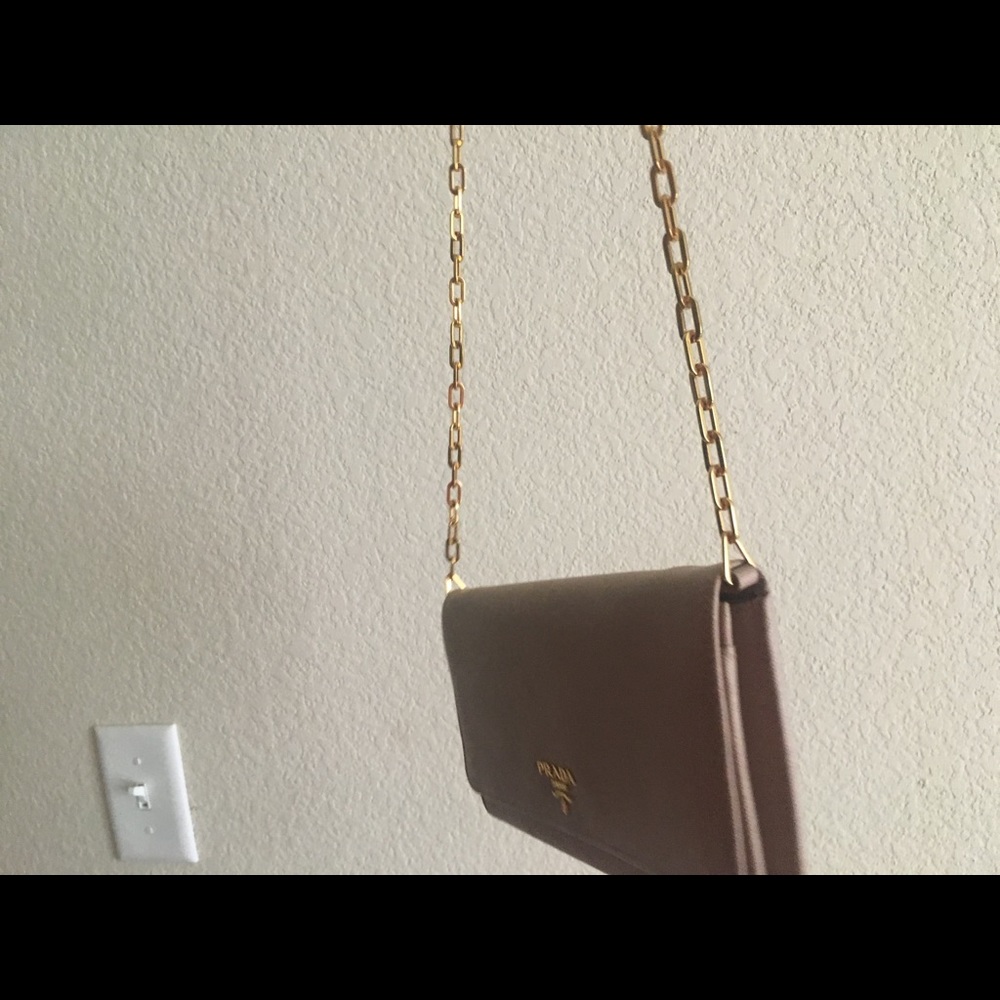 Prada Bag - Picture 2 of 6