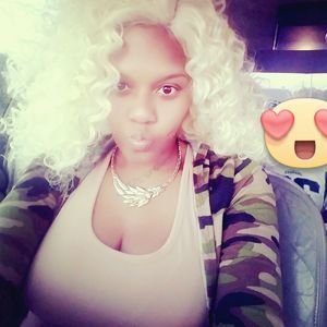 Meet your Posher, Natasha