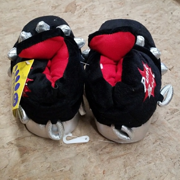 Funky Slippers - Picture 2 of 5