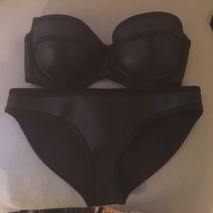 AUTHENTIC Triangl Milly Black Neoprene Bathingsuit