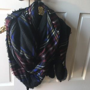 Zara tartan blanket scarf  55inX58in