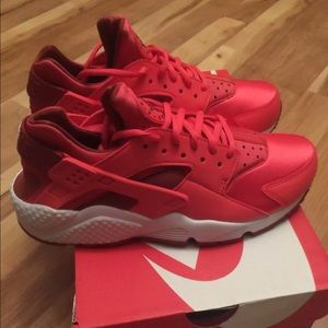 Nike Huaraches Women's