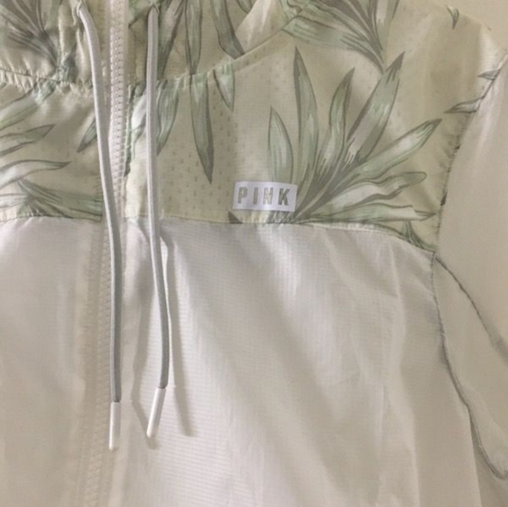 Pink anorak - Picture 2 of 4