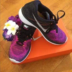 Nike Lunarlon Flyknits Purple Black