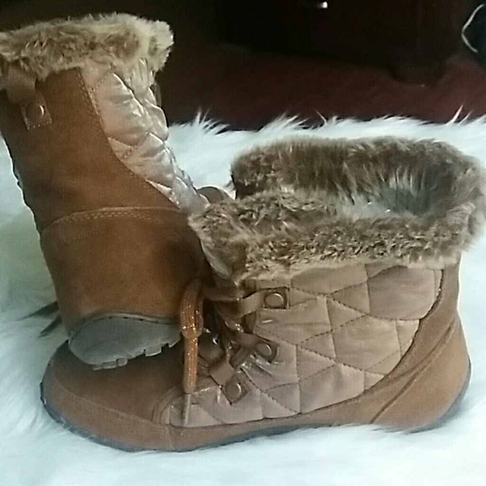 Columbia Ankle Boots
