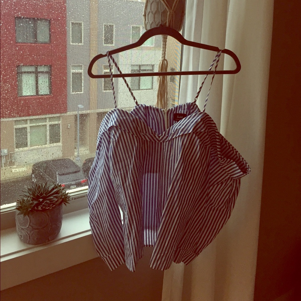 Off the shoulder long sleeve blouse