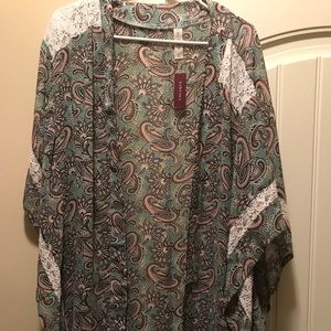 Cacique Kimono, size 14/16, NWT