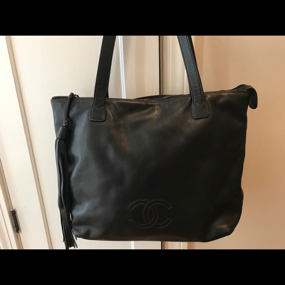 Authentic Chanel hand bag