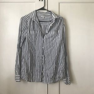 *Donating soon* J Crew button-down