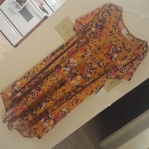 LuLaRoe Minnie and Disney Roses Carly