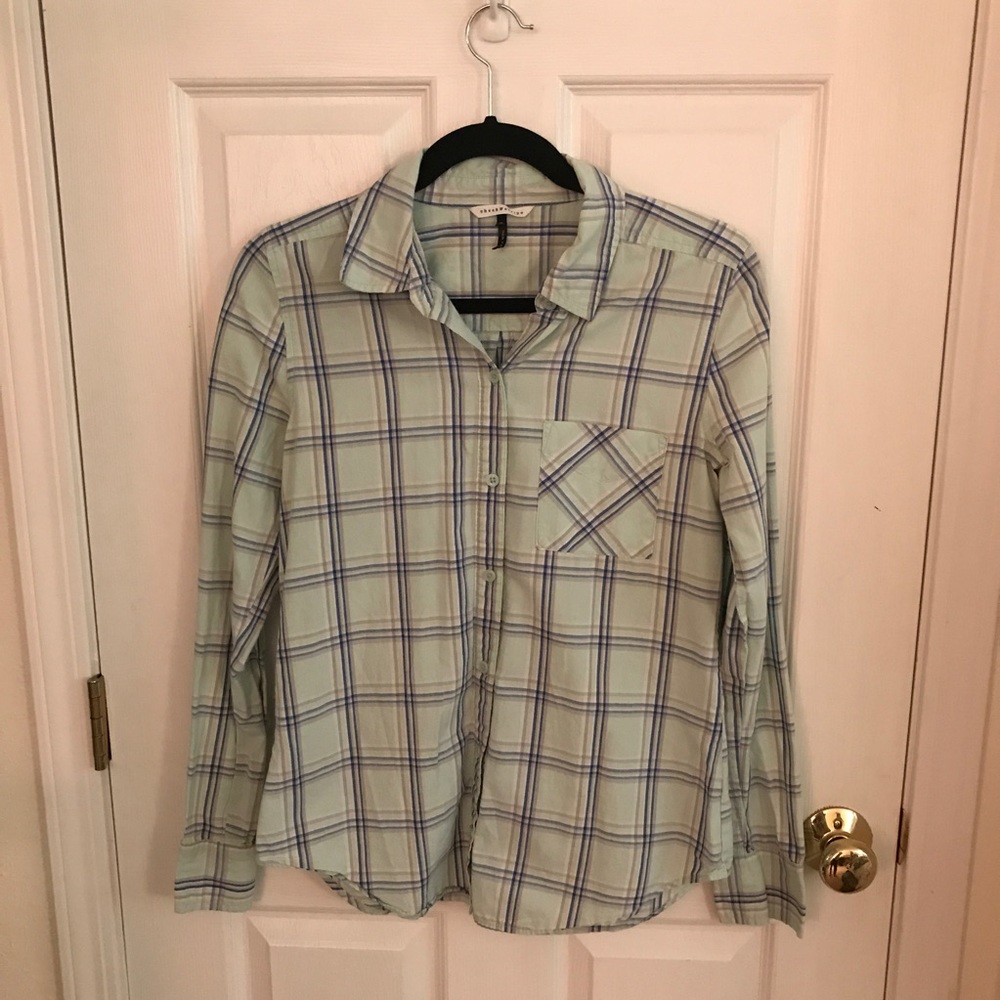 Long sleeve light green plaid button up.