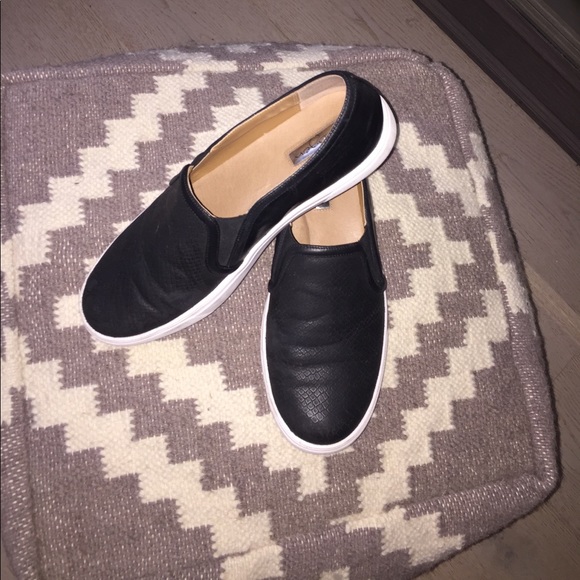 black shoes that go with everything