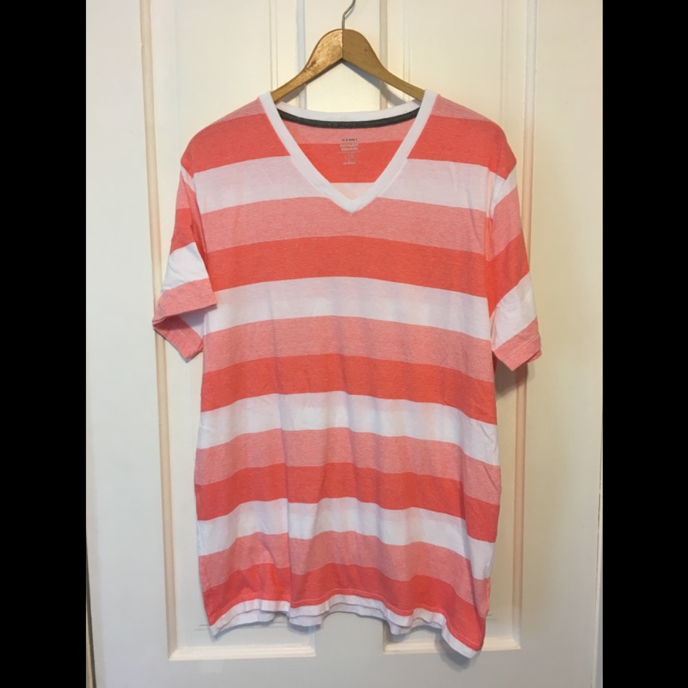 Men's Old Navy V-Neck Tee Size L Like New