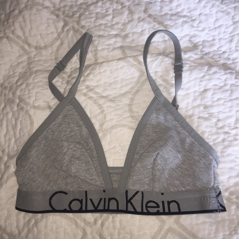 NWOT Grey Calvin Klein bralette!
