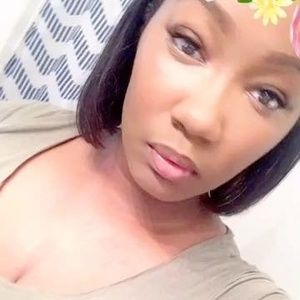 Meet your Posher, Gloria