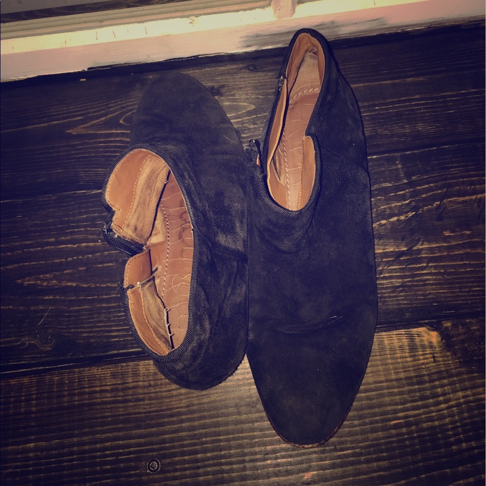 Sam Elderman booties