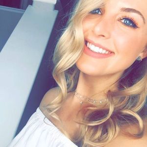 Meet your Posher, Lexi