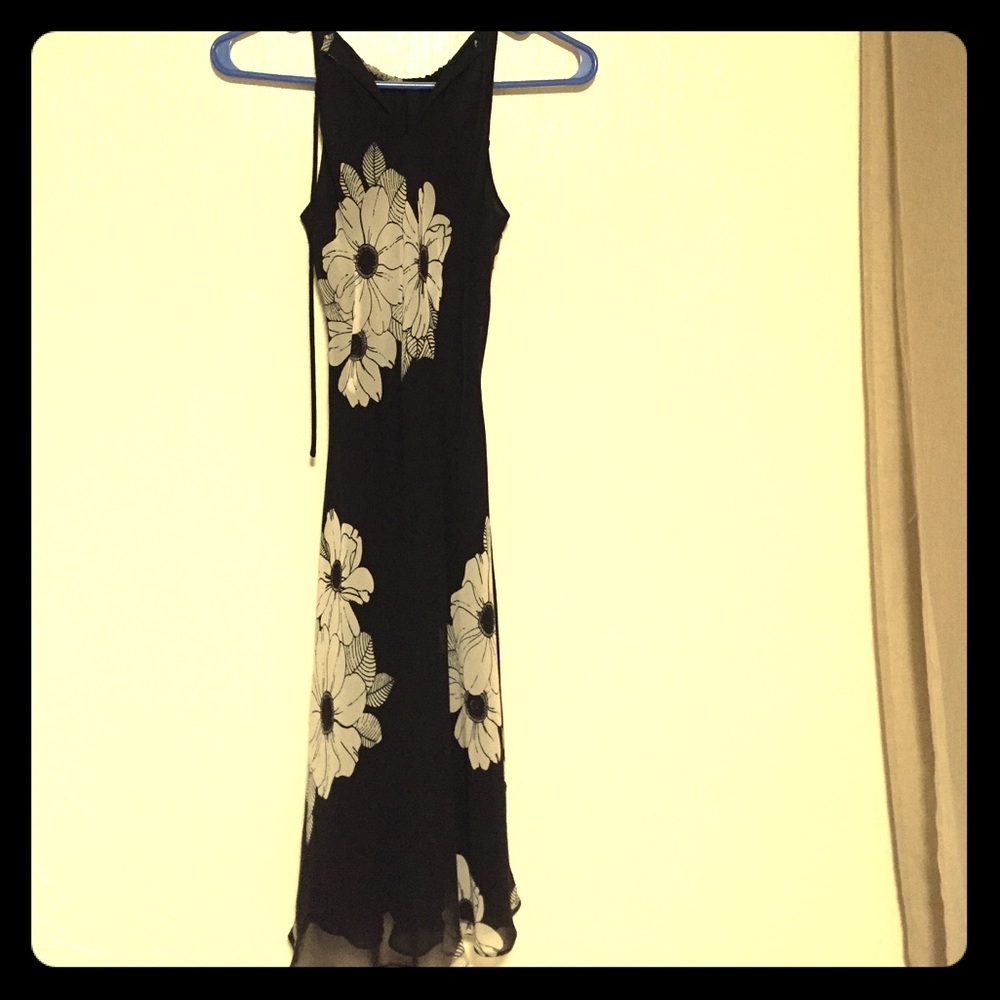 LAST CHANCE! Ann Taylor petite silk black dress