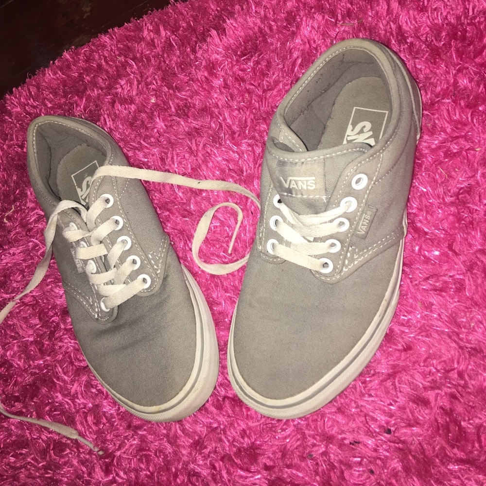 Gray vans / skater shoes