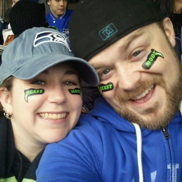 Meet your Posher, Bad Cat Thrift - Picture 4 of 5