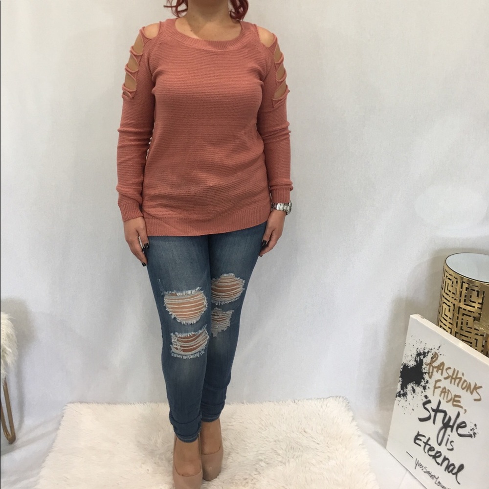Long sleeve rose colored sweater