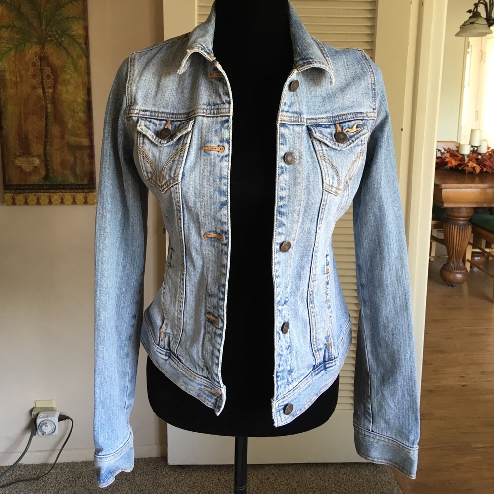 HOLLISTER JEAN JACKET SZ. S