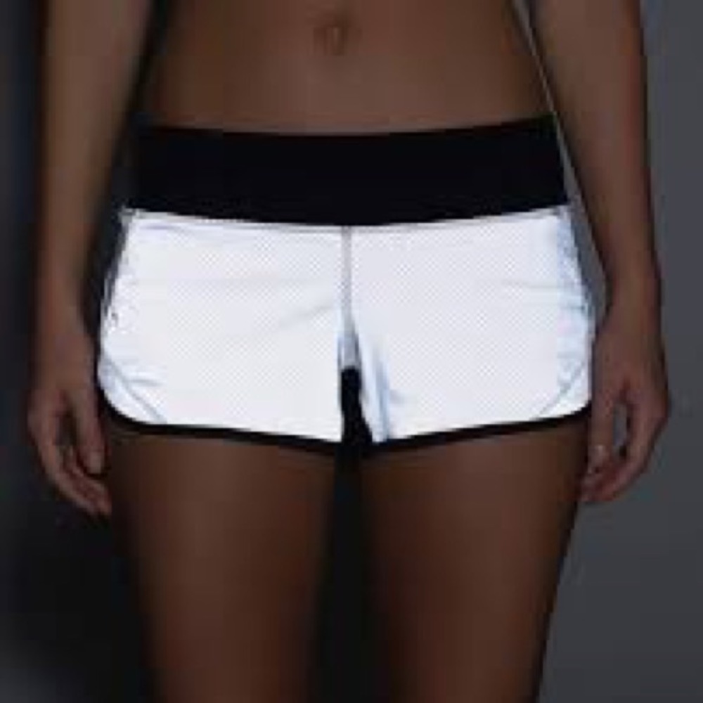 PRICE DROP 💖Lulu Special Edition Reflective Speed