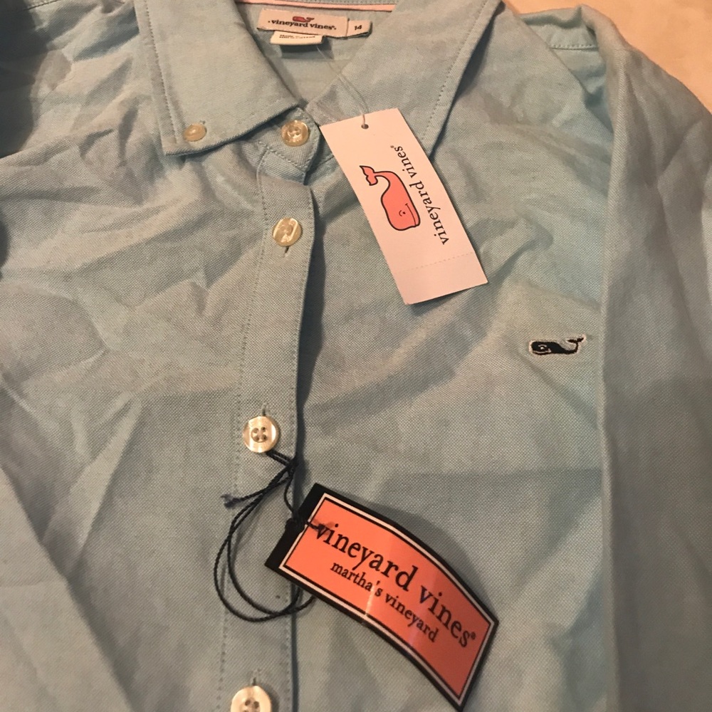 Button up - Picture 4 of 4