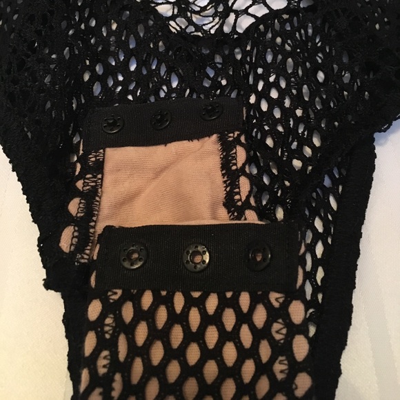 New VS Teddy Lingerie Plunge Fishnet Lace Small - Picture 4 of 7