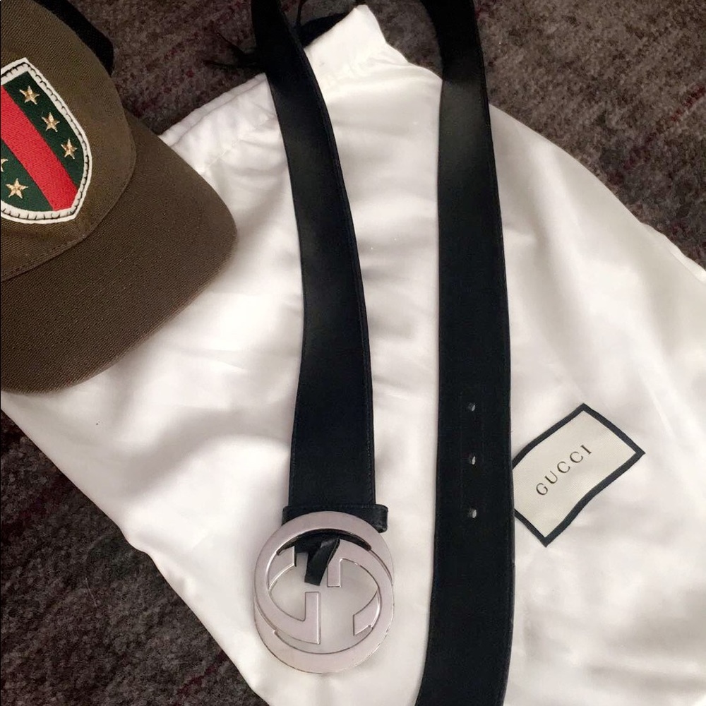 Gucci leather belt sold