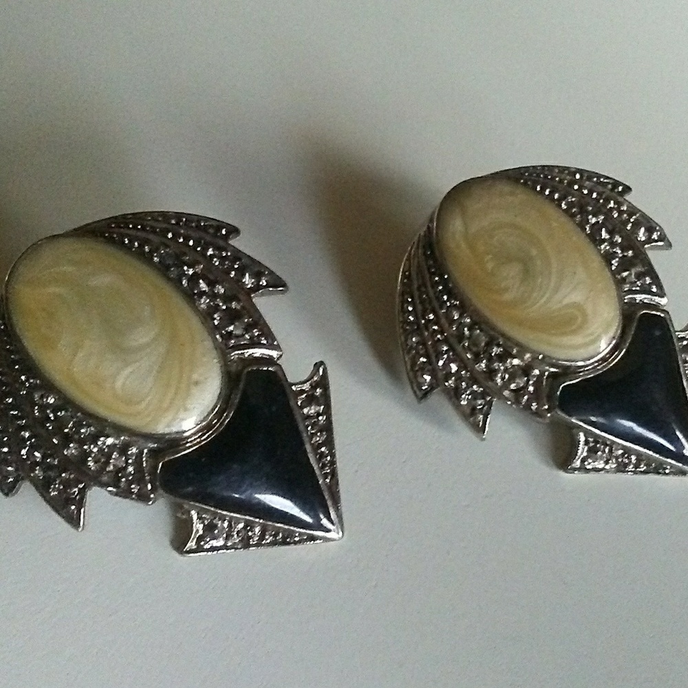 Boutique earnings