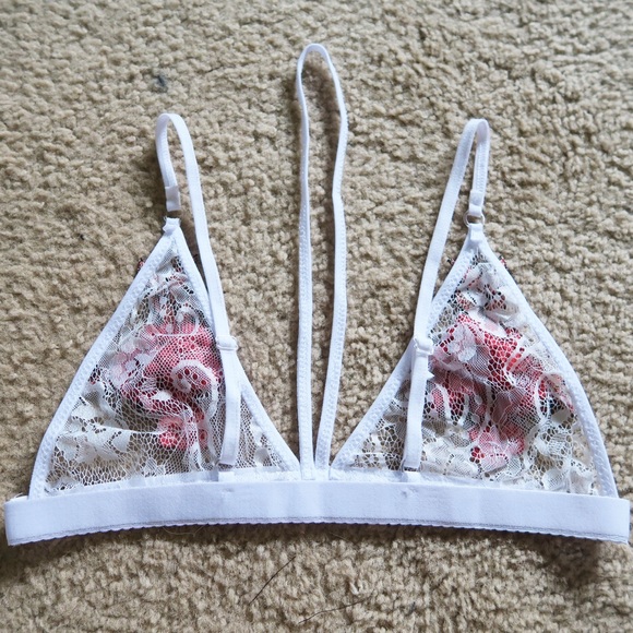 Rose Bralette in White - Picture 3 of 3