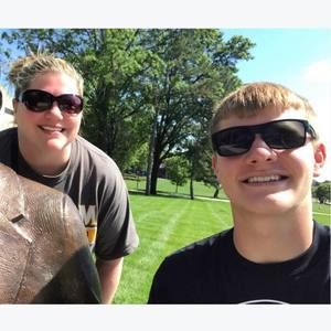 Meet your Posher, Lindsay