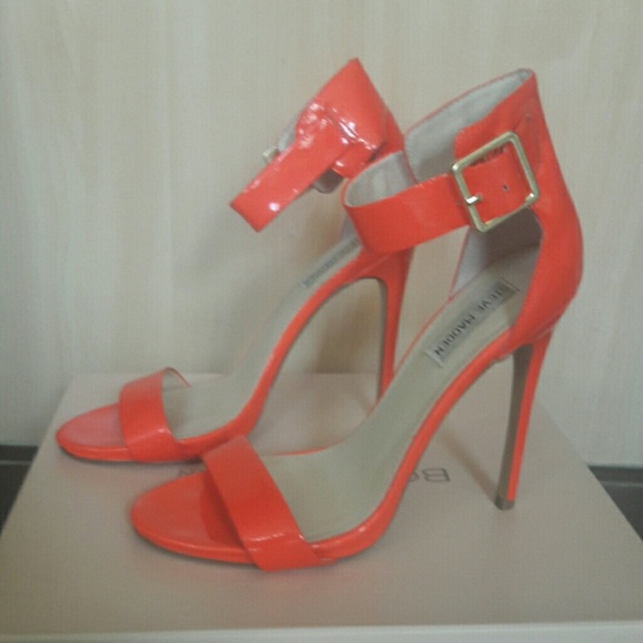 Shoes - Picture 2 of 3