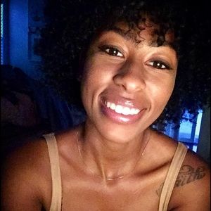 Meet your Posher, Jillian