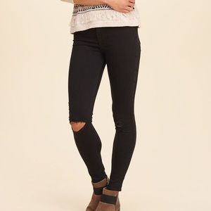 NWOT Hollister Super Skinny