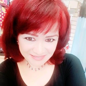 Meet your Posher, Alexandra