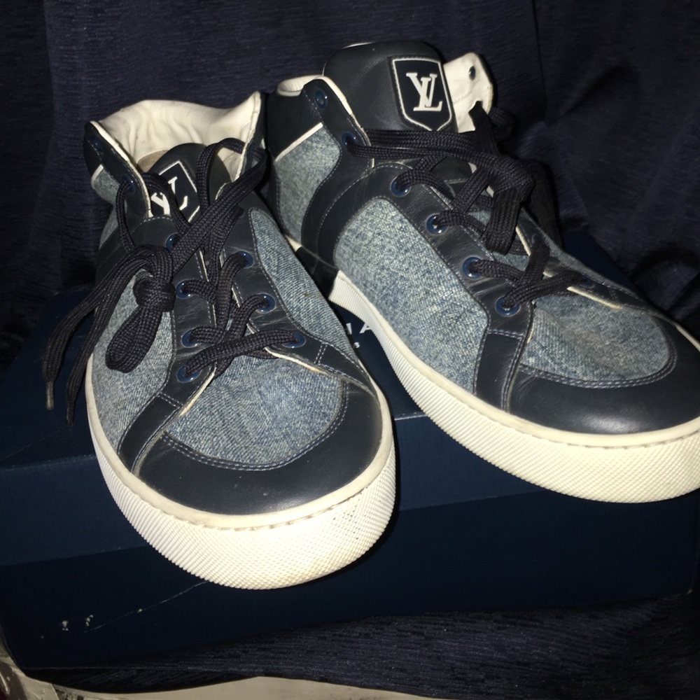 LV sneakers