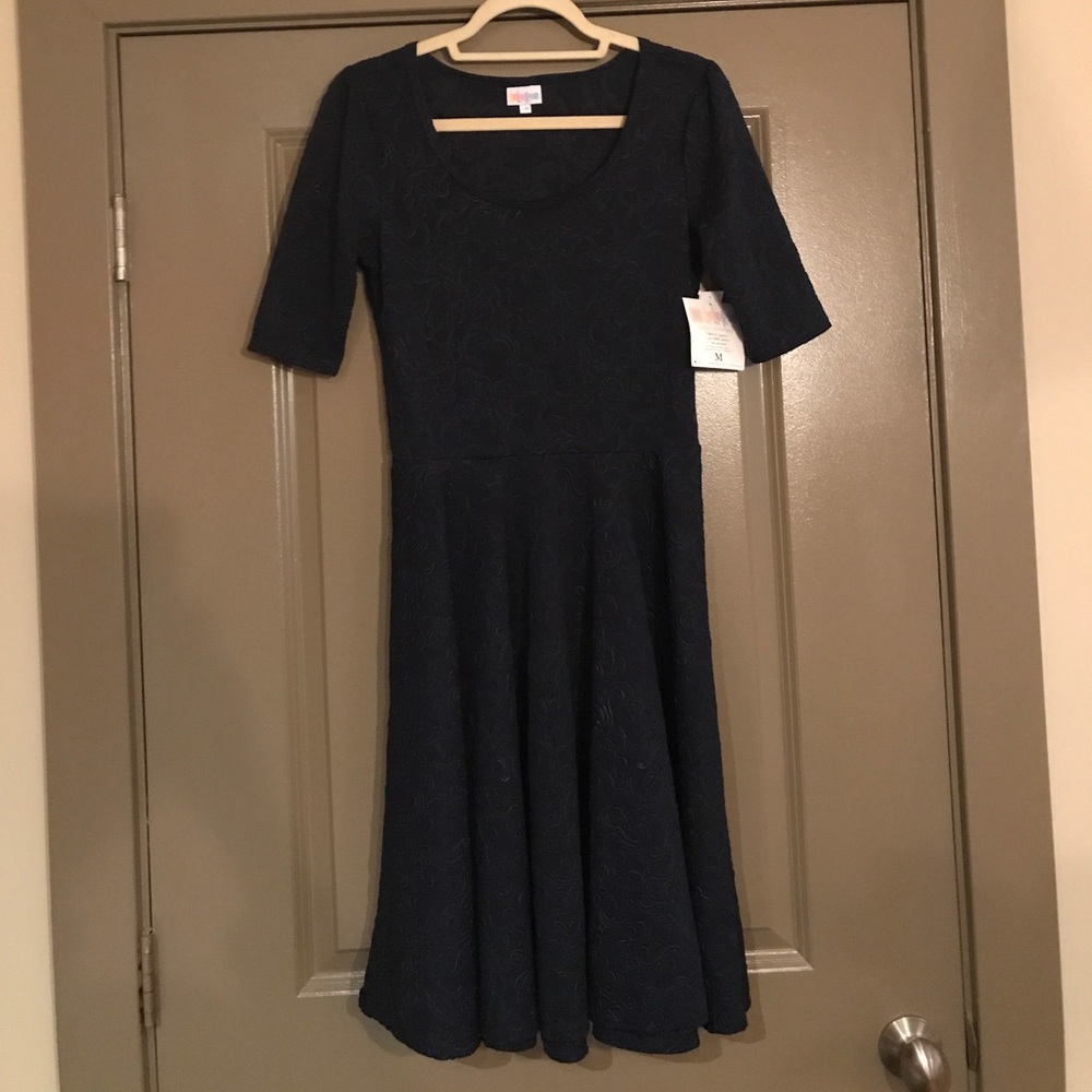 NWT Navy Blue Embossed Nicole Dress Size M