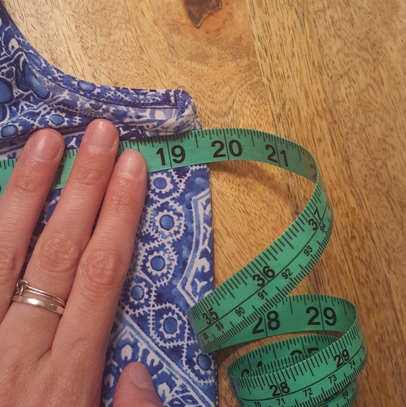 Chaps sleeveless top with cowl neck ❤ - Picture 3 of 4