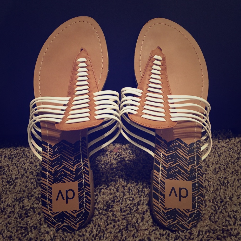 White/Tan Braided Sandals